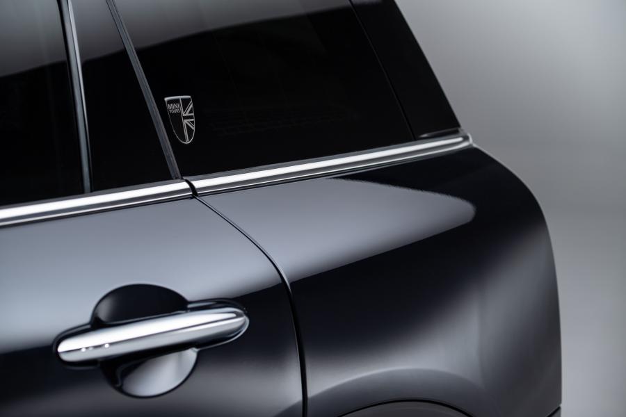 Детали экстерьера Mini Cooper Clubman (F54) 2019 года  (WW) (фото 6 из 31)